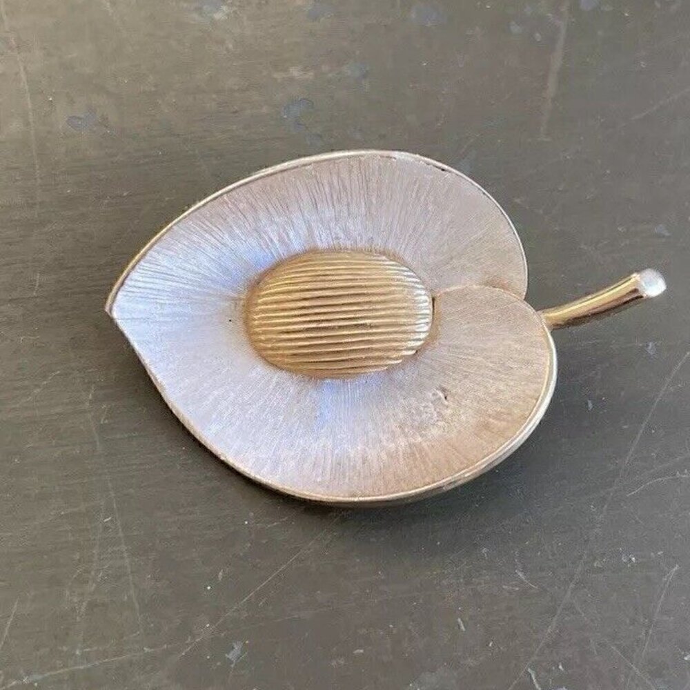 Vintage 1960s Two Tone Concave Textured Leaf Brooch Stem Curved Striped Oval